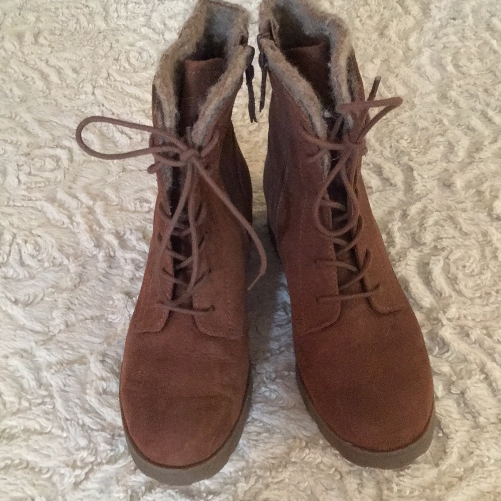 Mossimo boots